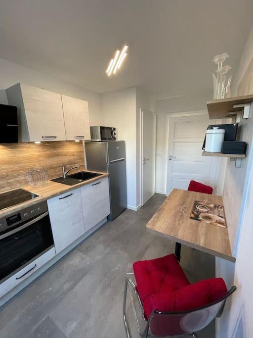 Komfortable Ferienwohnung In Halle-Kroellwitz Halle  Zewnętrze zdjęcie